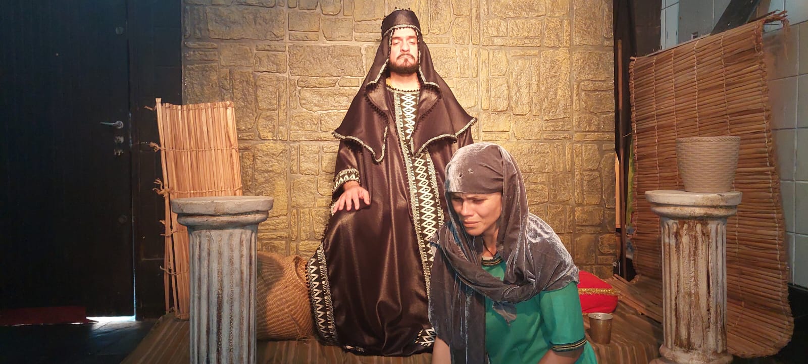 Uma-Mulher.Um-Olhar.Abigail-Paulo-E-Estevao1 Notícias