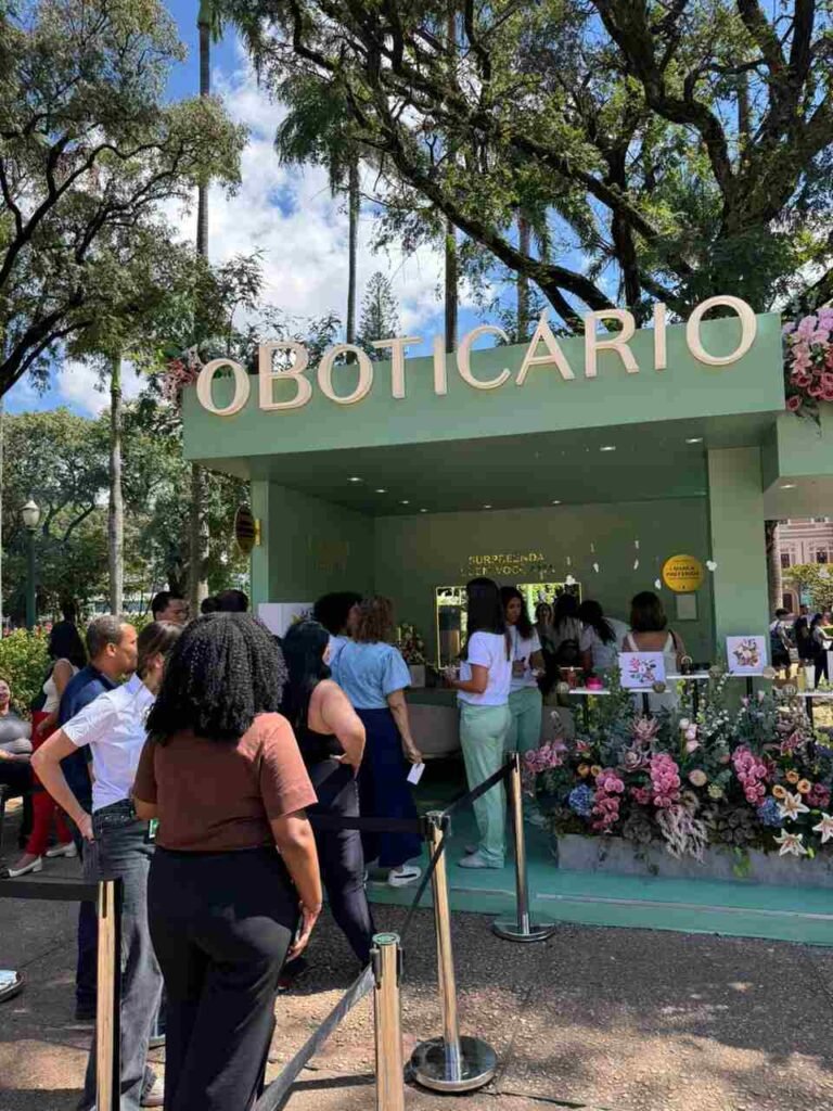O Boticário celebra o Dia das Mães com ativação especial e brindes exclusivos na Praça da Liberdade, em Belo Horizonte