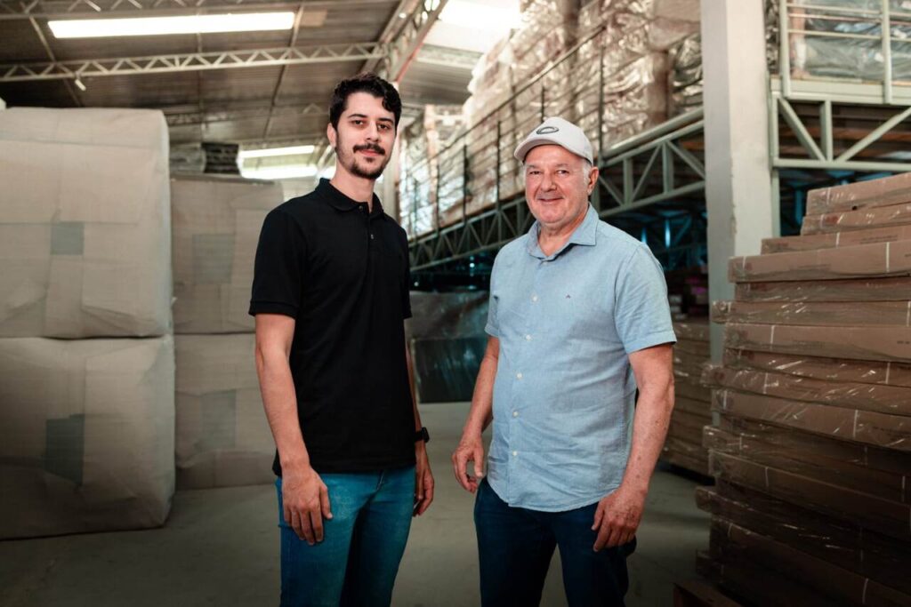 a26a6f87-1e19-4c8c-8bbe-a53d2fc03698_Easy-Resize.com_-1024x683 RSudeste Móveis lança e-commerce Meu Móvel Online e aposta no digital para expandir atuação no Brasil