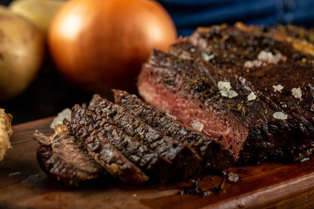 Brasil bate recorde na carne bovina e especialistas indicam benefícios nutricionais e consumo consciente 