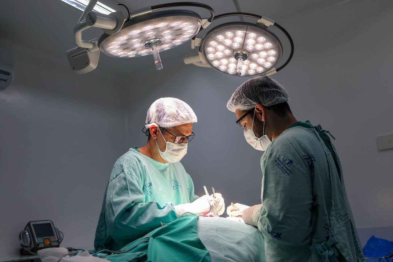 Cuidados-no-pre-e-no-pos-operatorio-sao-fundamentais-para-a-seguranca-do-paciente-e-sucesso-da-cirurgia.-_Easy-Resize.com_Easy-Resize.com_ Notícias