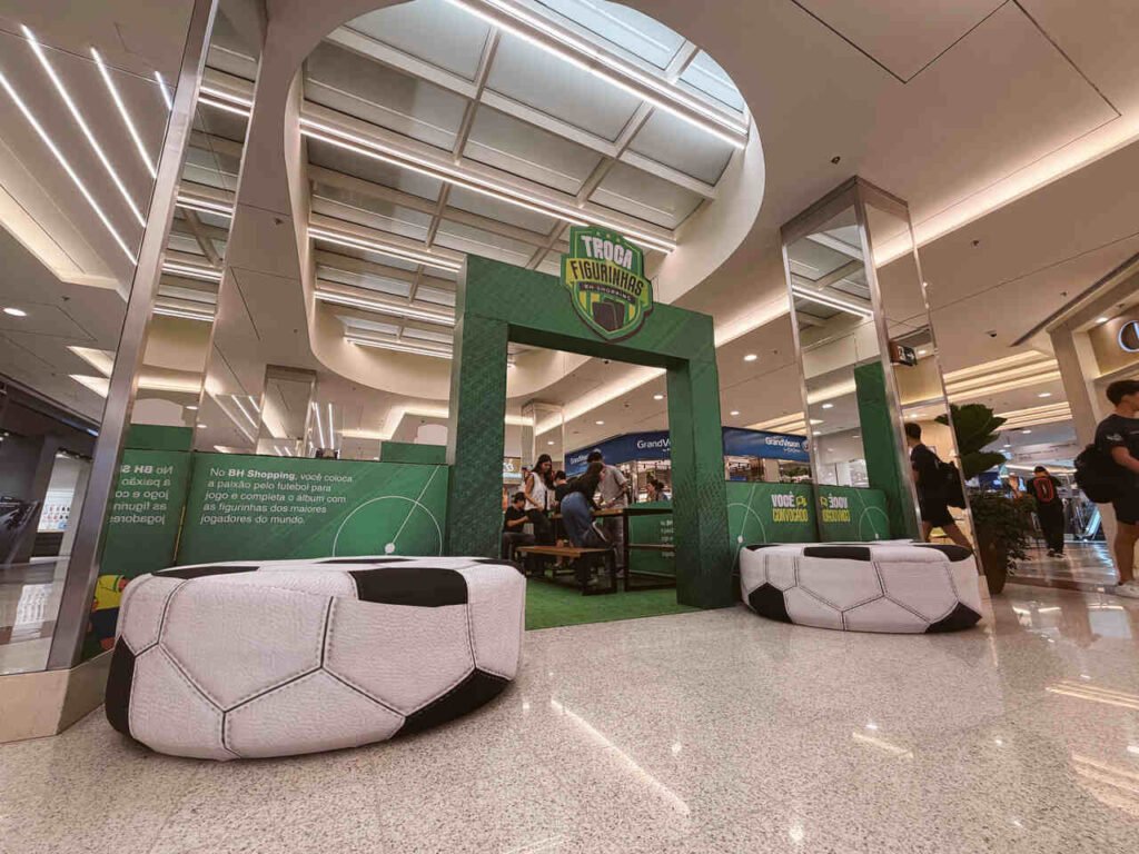 Espaco-troca-figurinhas-da-Copa-Foto-divulgacao-BH-Shopping_Easy-Resize.com_-1024x768 BH Shopping, DiamondMall e o Pátio Savassi já contam com espaços exclusivos para troca de figurinhas