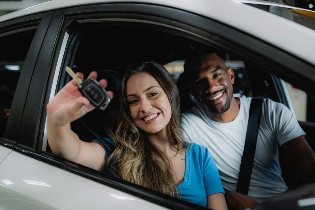 Vale a pena comprar um carro no meio do ano? Condições especiais podem tornar este o momento ideal para fechar negócio