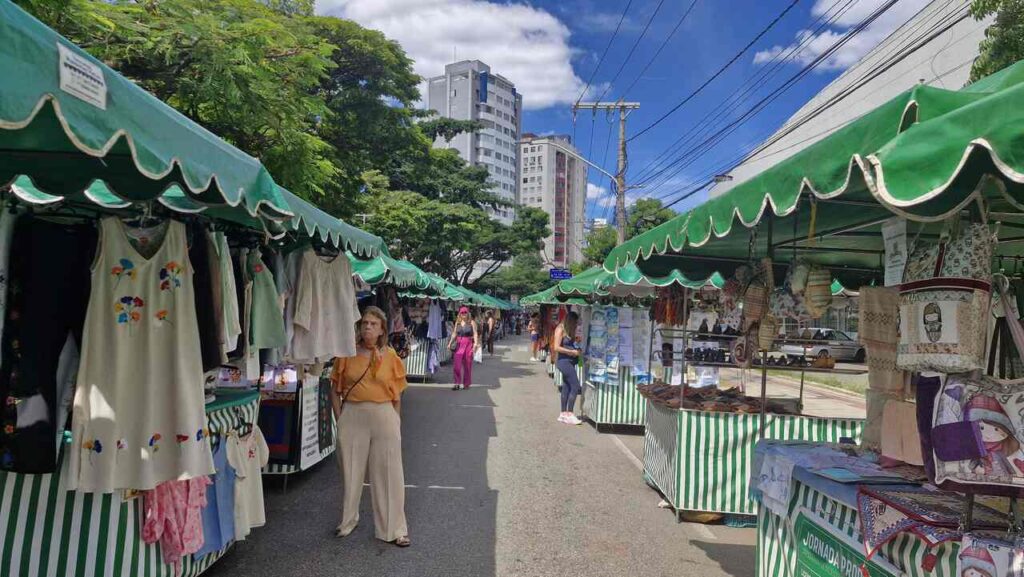 feira6-1024x577 Da superação ao negócio próprio: conheça as histórias por trás da Feira da Silva Lobo em BH
