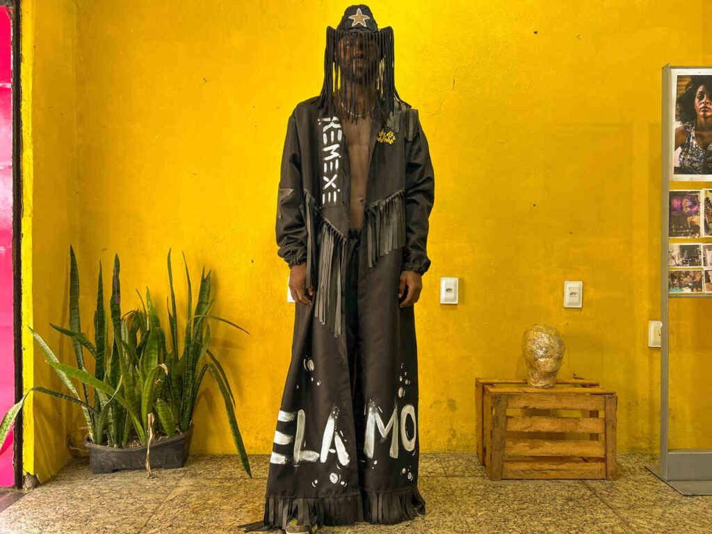 Favelinha Fashion Week apresenta desfile BH é o Texas no Museu da Moda de Belo Horizonte