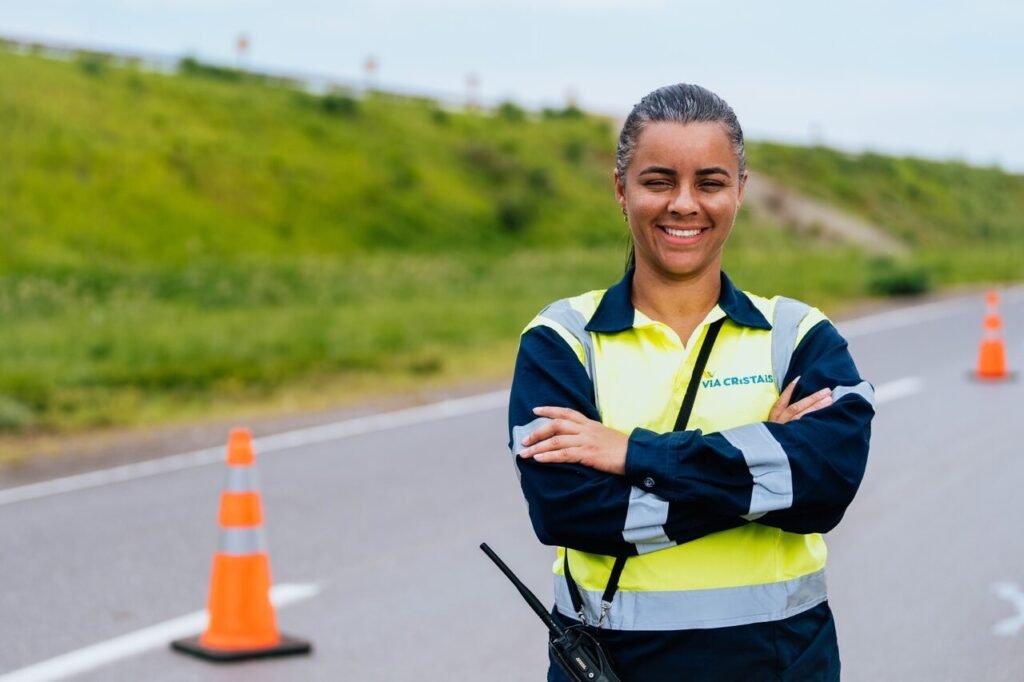 Tem emprego! Via Cristais abre 23 vagas em diferentes cidades de Minas Gerais