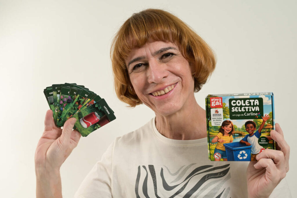 ALC8208_Easy-Resize.com_-1024x682 Designer mineira lança jogo educativo sobre coleta seletiva na maior feira de jogos de tabuleiro da América Latina