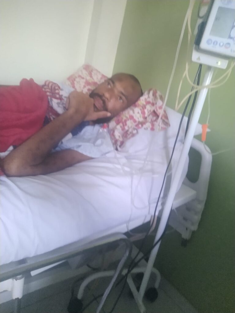Adriano-Marques-Alves-no-tratamento-contra-o-citomegalovirus-768x1024 Presente em quase 90% dos adultos, citomegalovírus pode causar sequelas graves em pessoas imunossuprimidas 