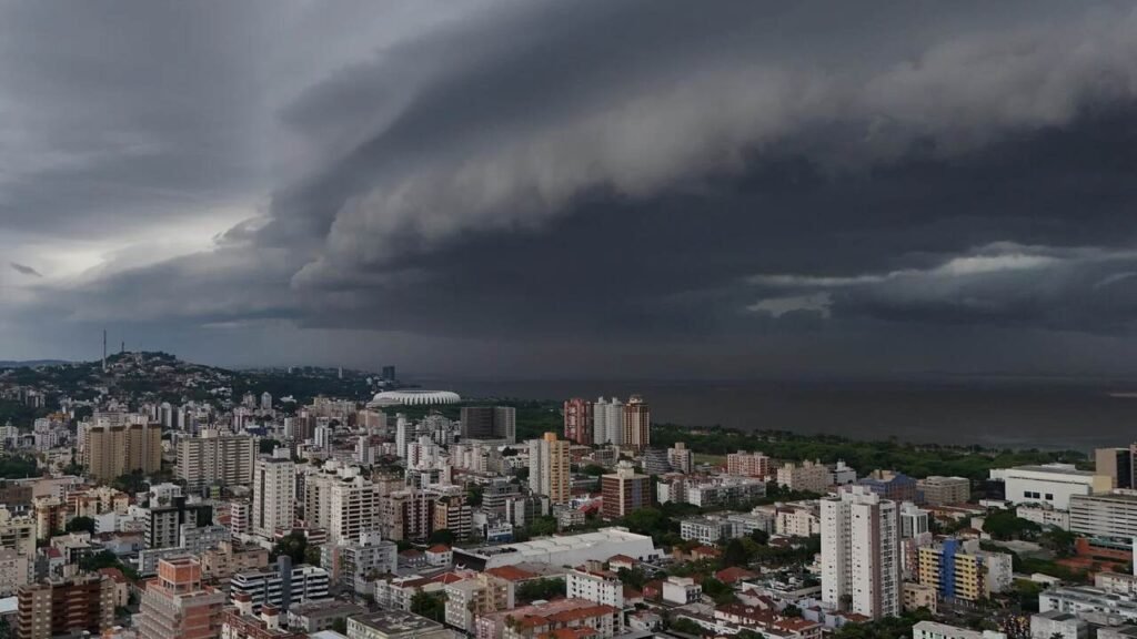 Clima extremo virou rotina: por que os mineiros precisam rever seus seguros