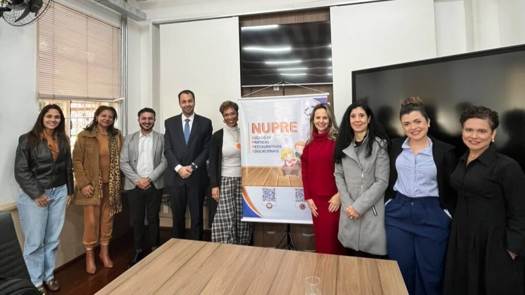 Foto-NUPRE-1.-Credito-Divulgacao-Unniversa-Solucoes-de-Conflitos_Easy-Resize.com_-1024x576 Projeto de cultura de paz nas escolas de Nova Lima concorre a prêmio nacional