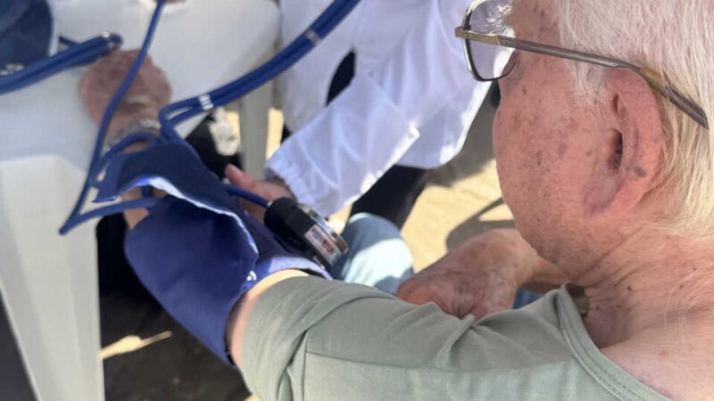 Una realiza 2ª edição do Viva a Praça com atendimentos gratuitos