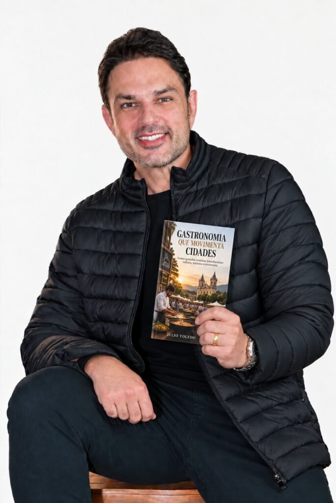 JULIO-TOLEDO-LIVRO-GASTRONOMIA-QUE-MOVIMENTA-CIDADES-1_Easy-Resize.com_-684x1024 Brumadinho Gourmet chega à 17ª edição com gastronomia, cultura e sustentabilidade em Casa Branca