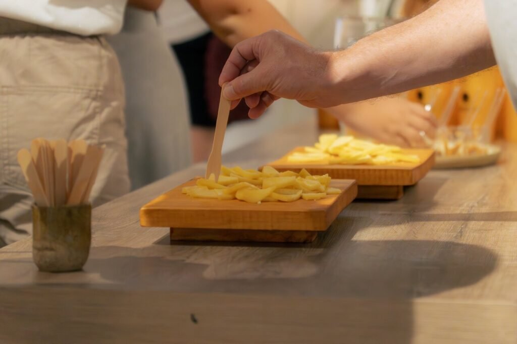 Confraria Mineira do Queijo Artesanal debate o protagonismo da mulher na produção queijeira